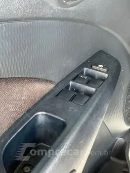 Etios X Plus 1.5 Flex 16V 5p Aut.