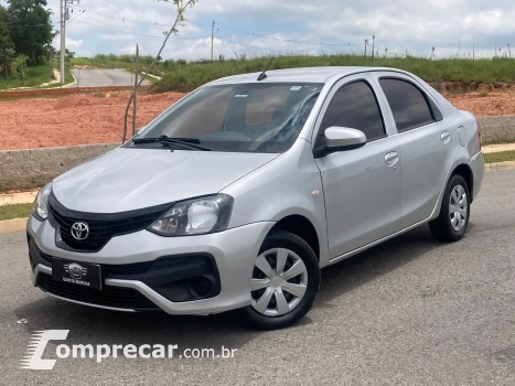 Toyota Etios Sedan X 1.5 (Flex) 4 portas