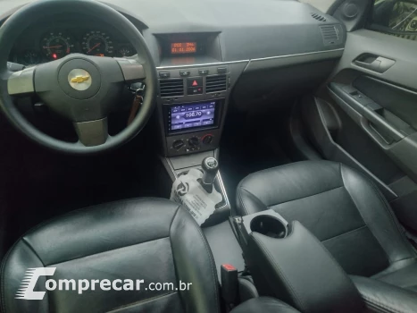 VECTRA 2.0 MPFI Expression 8V