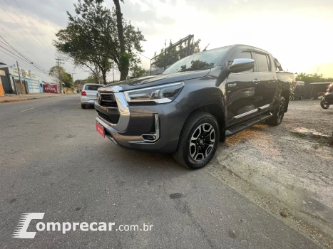 Toyota Hilux Cabine Dupla 4 portas