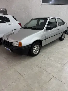 CHEVROLET KADETT 1.8 EFI GL 8V 2 portas
