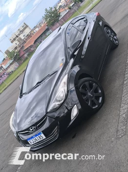 Honda Elantra GLS 1.8 4 portas