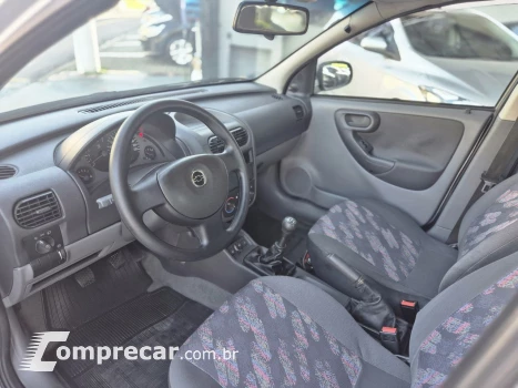 Corsa Sedan 1.0 MPFI 8V 71cv 4p