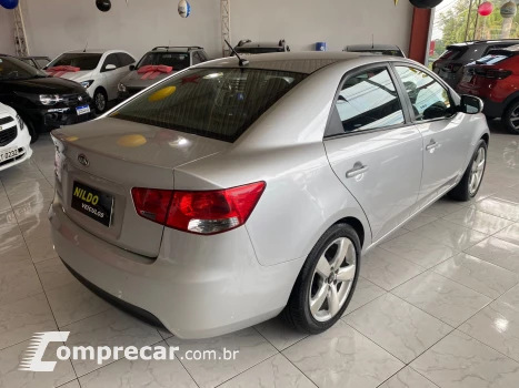 CERATO 1.6 EX2 Sedan 16V