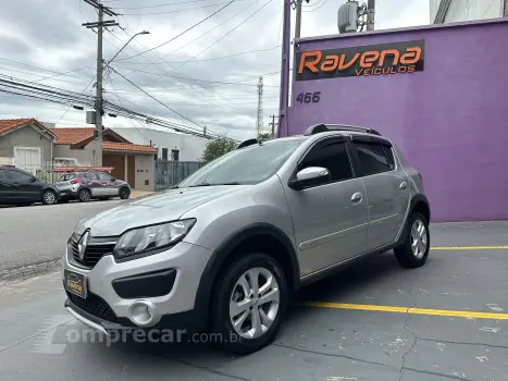 Renault SANDERO 1.6 Stepway 8V 4 portas