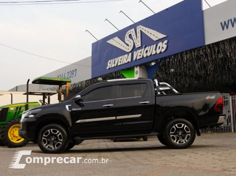 HILUX - 2.8 D-4D TURBO CD SRX 4X4 AUTOMÁTICO