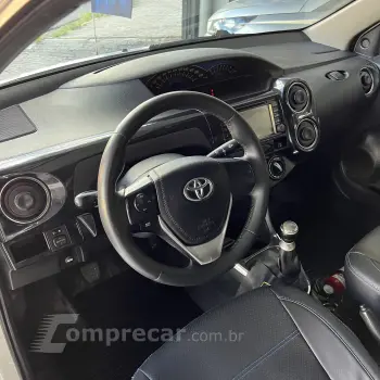 ETIOS PLATINUM Sed. 1.5 Flex 16V 4p Mec.