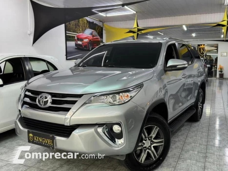 Toyota HILUX SWSR A2GF 4 portas