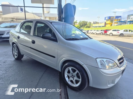 Corsa Sedan 1.0 MPFI 8V 71cv 4p