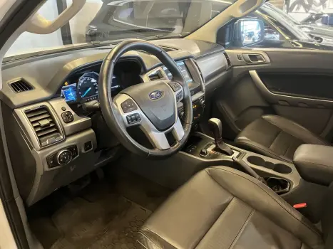 Ranger 3.2 20V XLT 4X4 CABINE DUPLA TURBO DIESEL AUTOMÁTICO