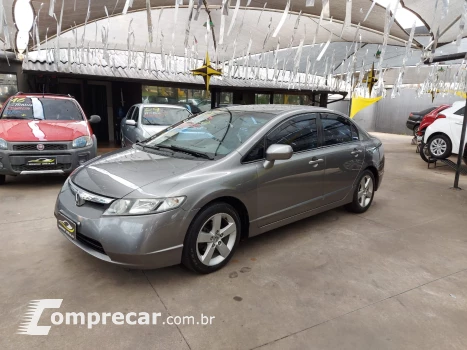 Honda Civic LXS 1.8 4 portas