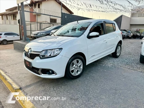 Renault SANDERO 1.6 Dynamique 8V 4 portas