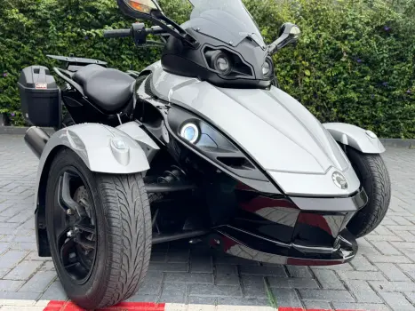 SPYDER RS