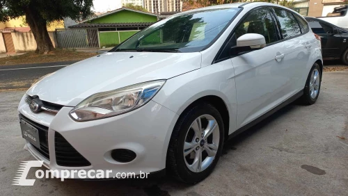 FORD FOCUS 1.6 SE Hatch 16V 4 portas