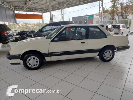 Monza Sedan 1.8 4P ÁLCOOL SL/E