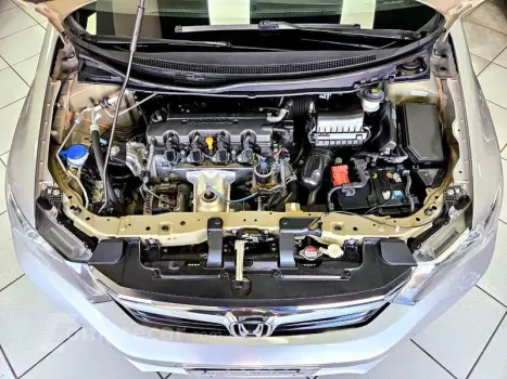 CIVIC LXR 2.0 16V FLEX AUT.