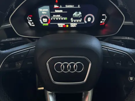 Q3 2.0 40 TFSI GASOLINA PERFORMANCE BLACK QUATTRO TIPTRONIC