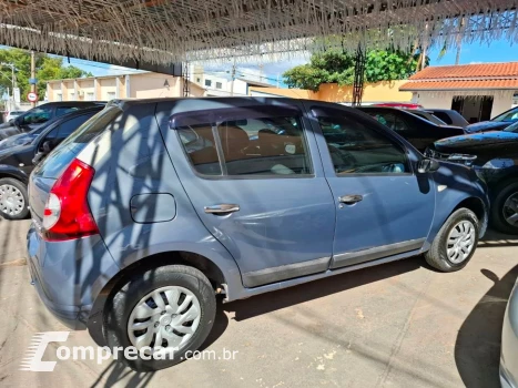 Sandero 1.0 AUTHENTIQUE 16V FLEX 4P MANUAL