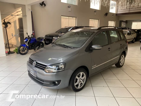 Volkswagen SPACEFOX 1.6 MI Highline 8V 4 portas