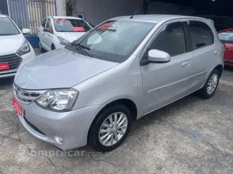 Toyota ETIOS 1.5 XLS 16V 4 portas