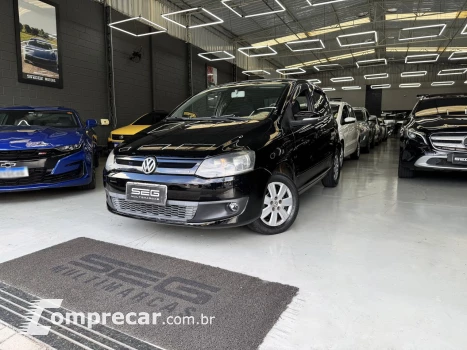 Volkswagen Fox BlueMotion 1.6 Mi Total Flex 5p. 4 portas