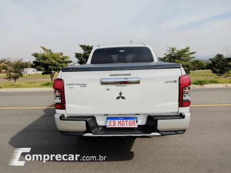 L200 TRITON 2.4 16V Turbo Sport Hpe-s CD 4X4