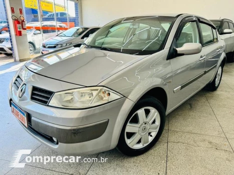 Renault MEGANESD DYN 20A 4 portas