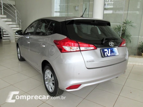 Yaris Hatch 1.3 16V 4P FLEX XL PLUS TECH MULTIDRIVE AUTOMÁTI