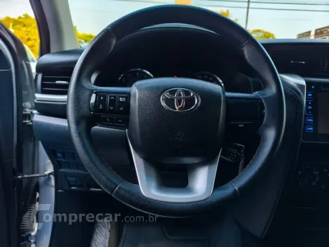 HILUX SW4 2.7 SR 7 Lugares 4X2 16V