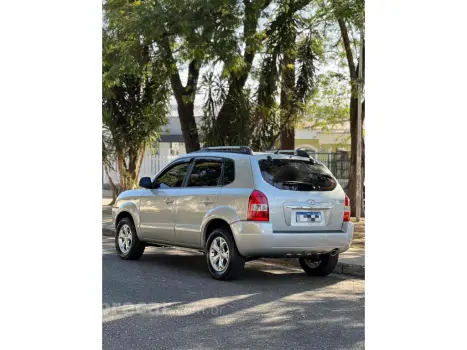 TUCSON 2.0 MPFI GLS 16V 143CV 2WD GASOLINA 4P AUTOMÁTICO