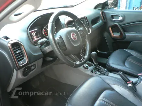 TORO 2.0 16V Turbo Volcano 4WD AT9