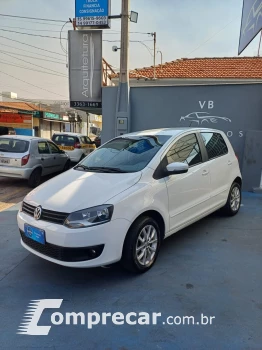 Volkswagen Fox 1.0 Mi Total Flex 8V 5p 4 portas