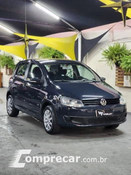 Volkswagen Fox 1.0 TEC (Flex) 4p 4 portas