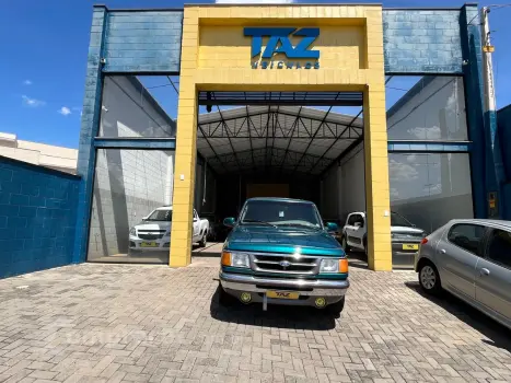 Ranger 4.0 V6 12V STX CABINE ESTENDIDA