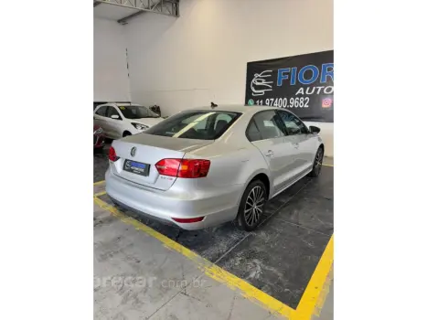 JETTA 2.0 TSI HIGHLINE 211CV GASOLINA 4P TIPTRONIC