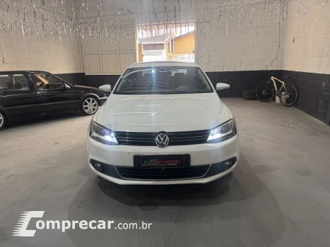 JETTA 2.0 TSI Highline 211cv