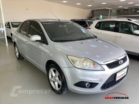 FOCUS 2.0 GHIA SEDAN 16V FLEX 4P AUTOMÁTICO