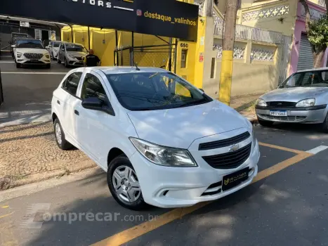 CHEVROLET ONIX HATCH LS 1.0 8V FlexPower 5p Mec. 4 portas