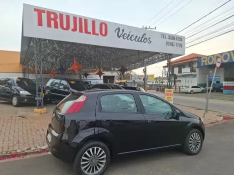Fiat Punto 1.4 Attractive 8V Flex 4P Manual 4 portas