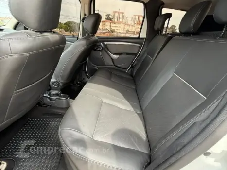 DUSTER - 2.0 DYNAMIQUE 4X2 16V 4P AUTOMÁTICO