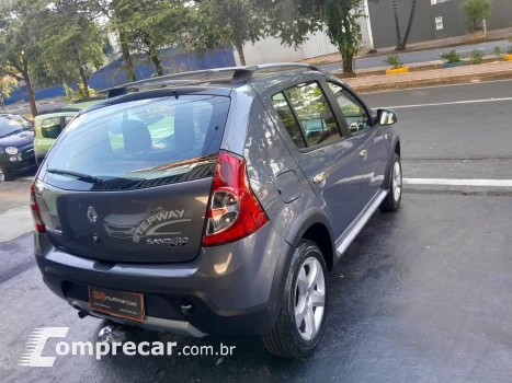 SANDERO STEPWAY Hi-Flex 1.6 16V 5p