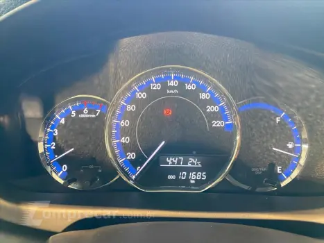 YARIS 1.5 16V FLEX SEDAN XL MANUAL