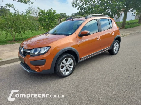 Renault SANDERO 1.6 Stepway 8V 4 portas