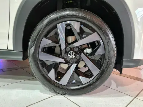 TERA HIGH 1.0 170 TSI FLEX 5P AUT.