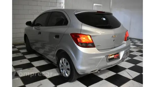 ONIX - 1.0 MPI JOY 8V 4P MANUAL