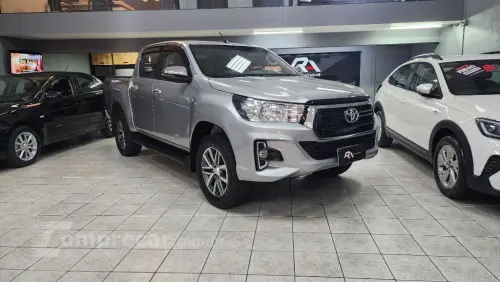 Toyota Hilux CD SRV 4x4 2.8 TDI Diesel Aut. 4 portas