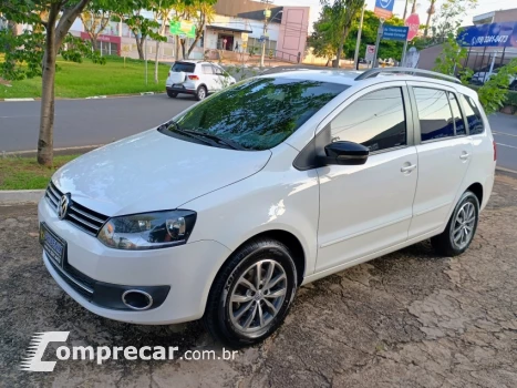 Volkswagen SPACEFOX 1.6 MI Trend 8V 4 portas