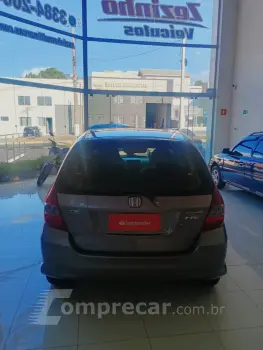 Fit 1.4 16V 4P LX FLEX