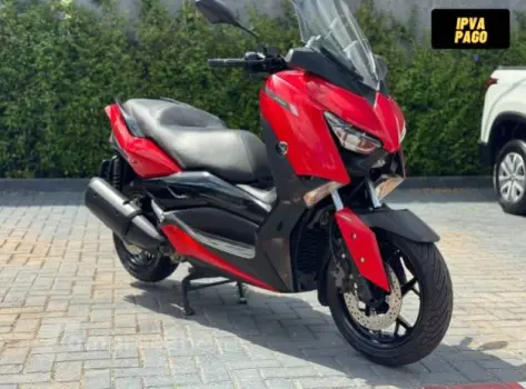 Yamaha XMAX 250