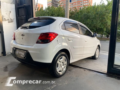 ONIX HATCH LT 1.0 8V FlexPower 5p Mec.